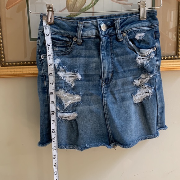 Size 2 denim skirt American Eagle - Picture 2 of 6